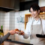 飲食店の男性スタッフ