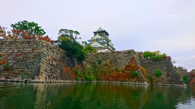 川から見る大阪城
